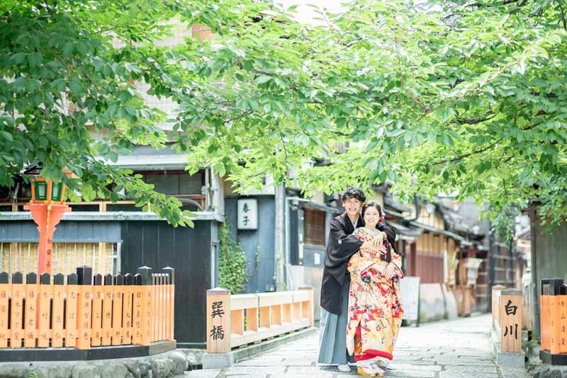 京都祇園巽橋で結婚写真