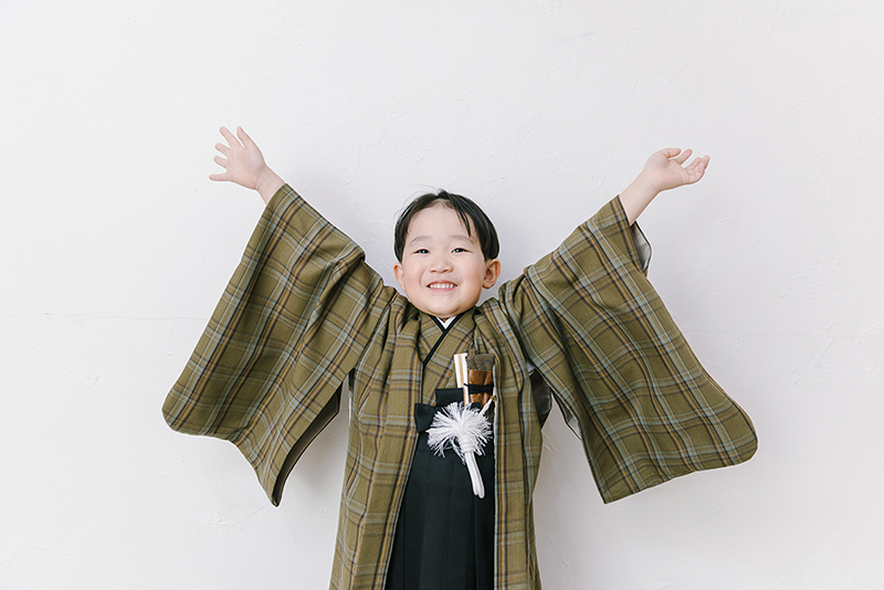 七五三撮影 和装 男の子 おしゃれなスタジオ